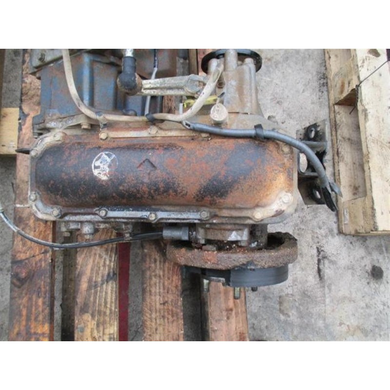 NISSAN DIFFERENTIALS GEARBOXES 
 NISSAN Patrol 1989>1994 used