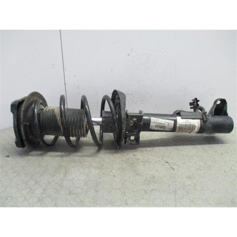 MERCEDES-BENZ LEFT FRONT SCHOCK ASSORBER MERCEDES-BENZ Classe C (W204) 2007>2011 used