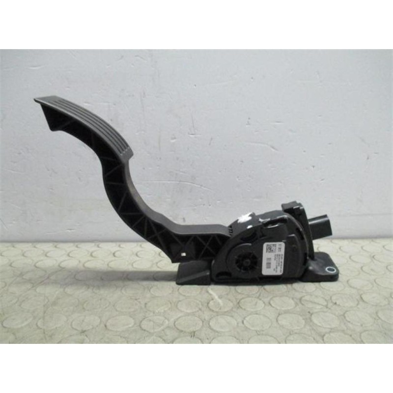 FORD ELETRONIC THROTTLE PEDAL  FORD Focus 2011>2014 used