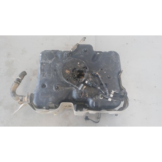 SERBATOIO ADBLUE RENAULT van Master 2014>2019 usato