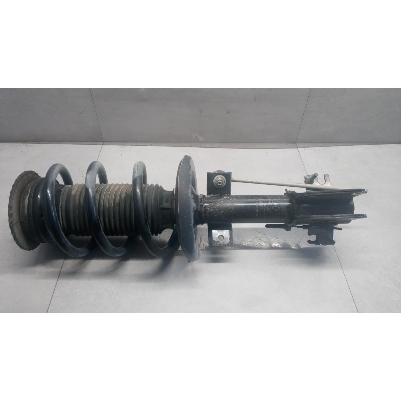 RENAULT van LEFT FRONT SCHOCK ASSORBER RENAULT van Master 2014>2019 used