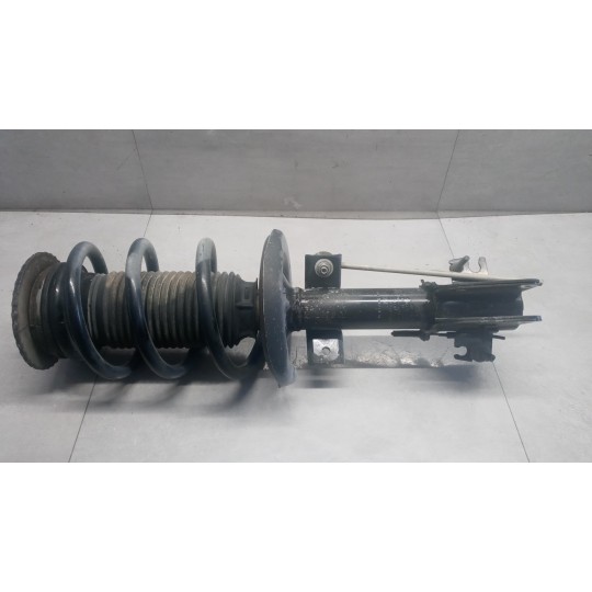 LEFT FRONT SCHOCK ASSORBER RENAULT van Master 2014>2019 used