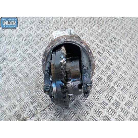 GRUPPO DIFFERENZIALE POSTERIORE MITSUBISHI Pajero 1989>1991 (L040) usato