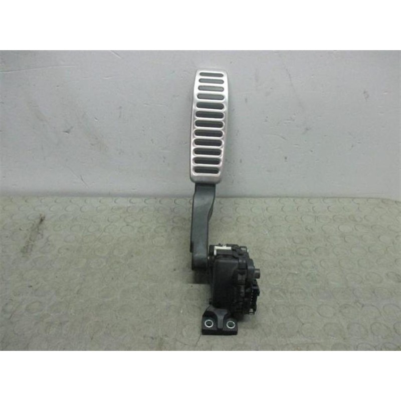 VOLKSWAGEN ELETRONIC THROTTLE PEDAL  VOLKSWAGEN Touareg 2002>2007 used