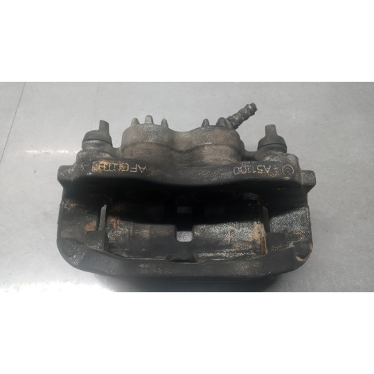 PINZA ANTERIORE SINISTRA RENAULT van Master 2014>2019 usato