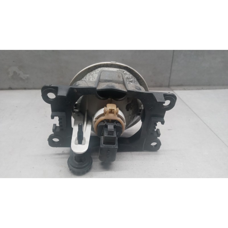 PEUGEOT RIGHT FOG LIGHT LAMP PEUGEOT 3008 2009> used