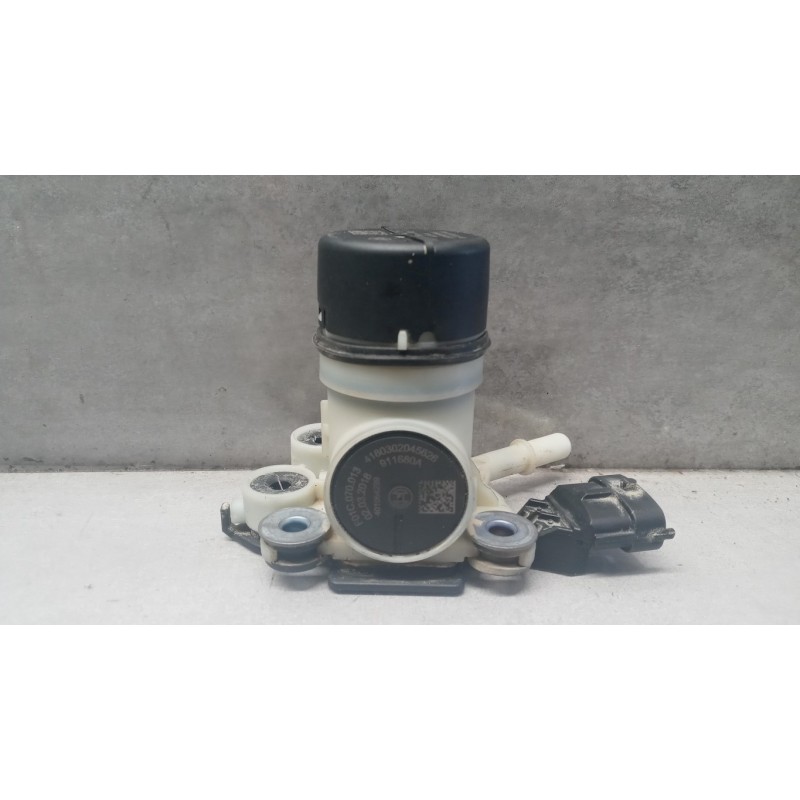 RENAULT van ADBLUE PUMP RENAULT van Master 2014>2019 used