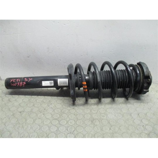 LEFT FRONT SCHOCK ASSORBER SKODA Yeti 2012> used