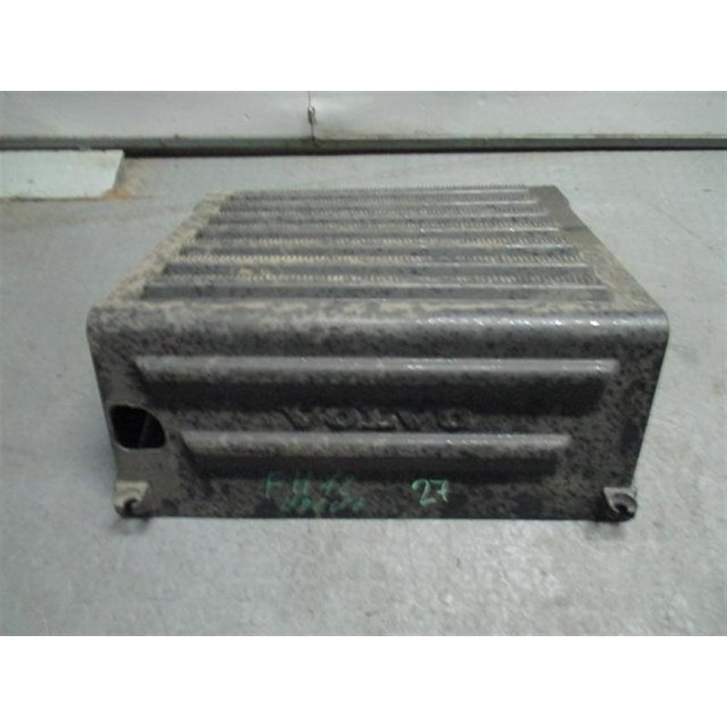 VOLVO truck BATTERY BOX COVER VOLVO truck FH12 I 1993>2002 used