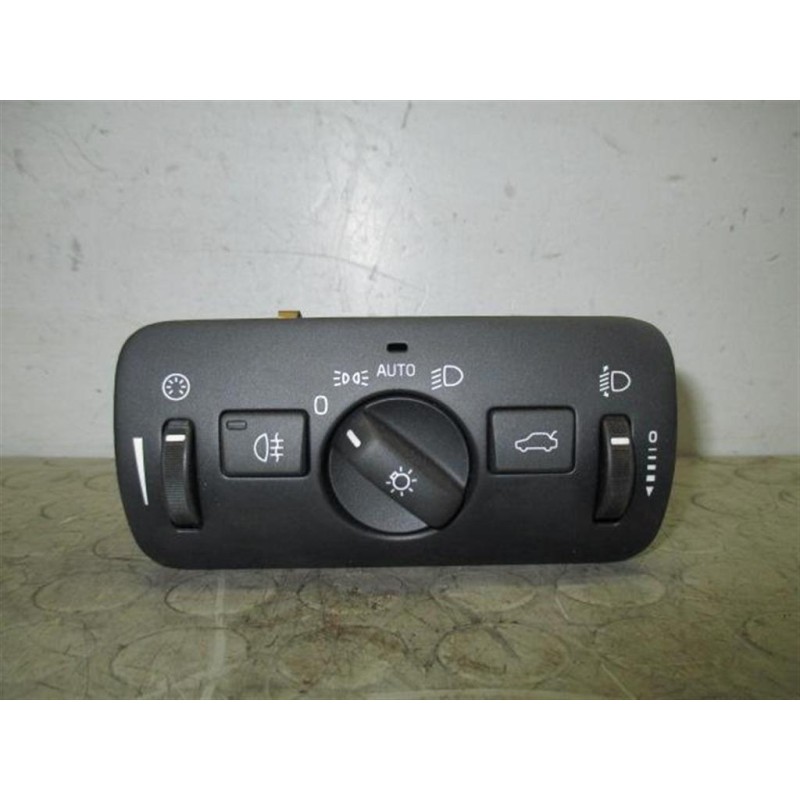 VOLVO BLOCK LOGHTS  VOLVO V40 2012>2016 used