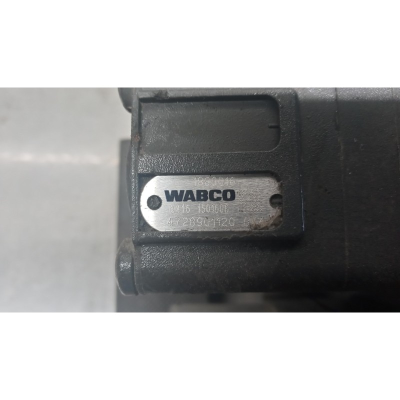 DAF VARIOUS BRAKE 2 DAF XF106 used