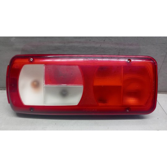 FARO POSTERIORE ESTERNO SINISTRO DAF XF106 usato