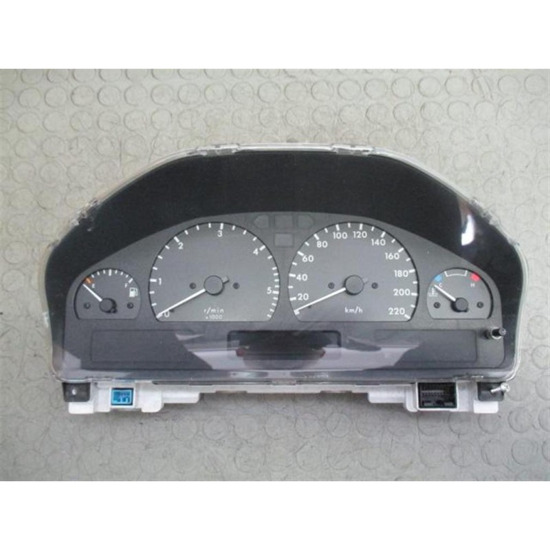 LAND ROVER INSTRUMENT PANEL LAND ROVER Range Rover 1994>2002 P38A used