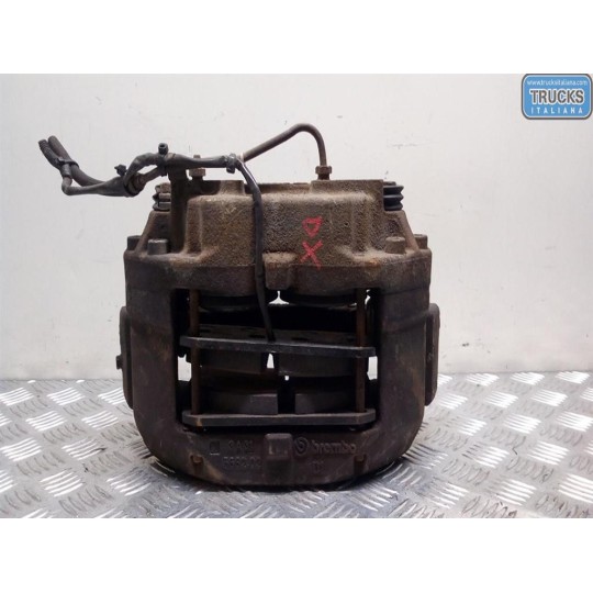 PINZA ANTERIORE DESTRA NISSAN truck Atleon usato