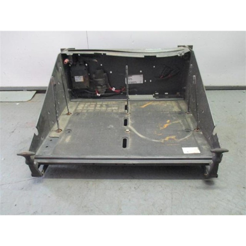 VOLVO truck PORTA BATTERIA VOLVO truck FH13 usato