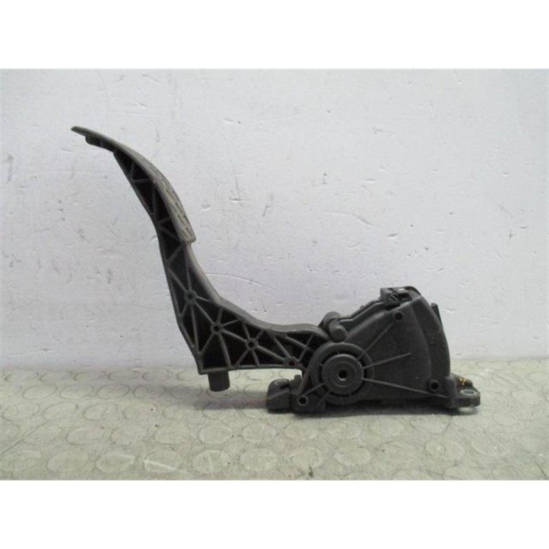 VOLKSWAGEN ELETRONIC THROTTLE PEDAL  VOLKSWAGEN Polo 2005>2009 used
