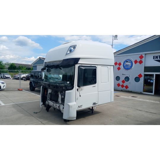 COMPLETE CABIN DAF XF106 used