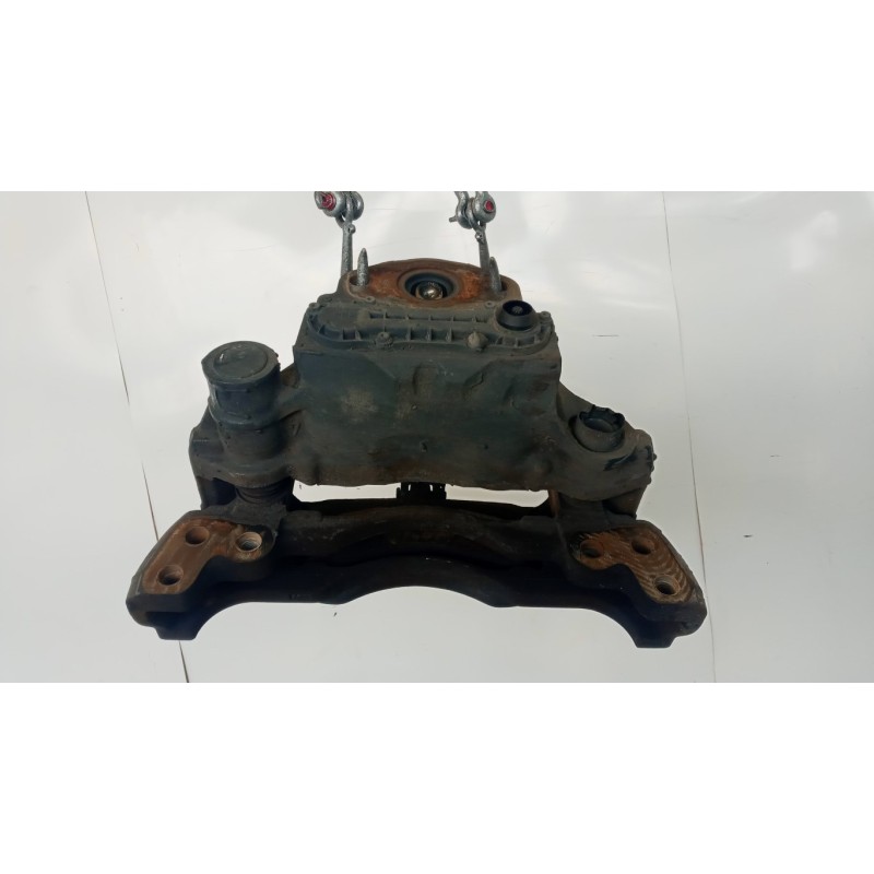 DAF PINZA POSTERIORE SINISTRA DAF XF106 usato