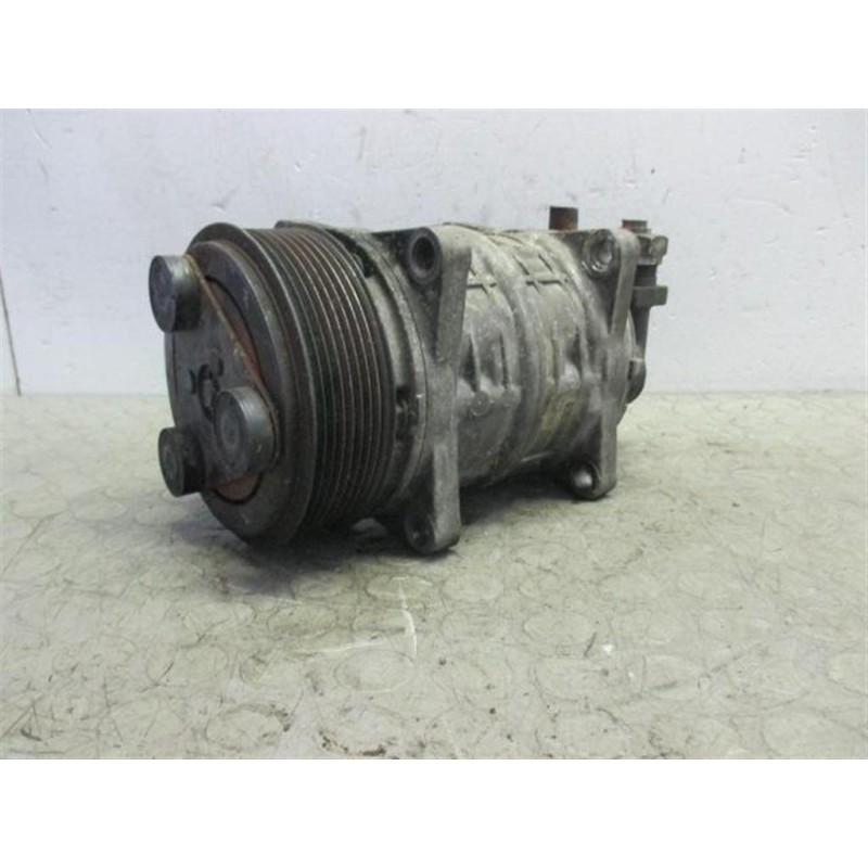 NISSAN truck COMPRESSORE ARIA CONDIZIONATA NISSAN truck Cabstar 1999>2005 usato