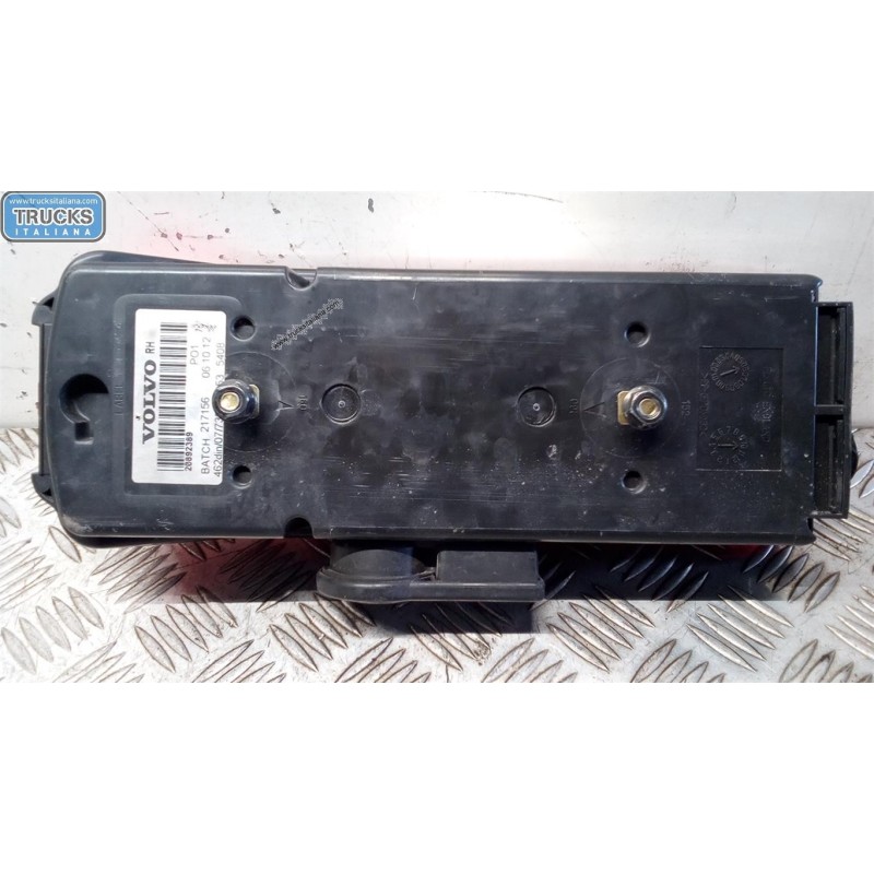 VOLVO truck RIGHT REAR LIGHT VOLVO truck FH12 II 2002>2008 used