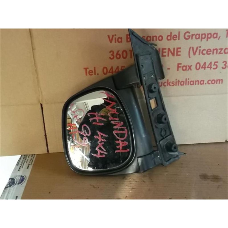 TOYOTA LEFT ELETRIC REAR-VIEW MIRROR  TOYOTA Hilux LN65 used