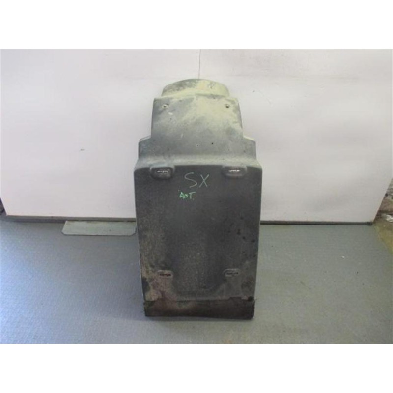 VOLVO truck FRONT LEFT REAR PART MUDGUARD VOLVO truck FM12 used