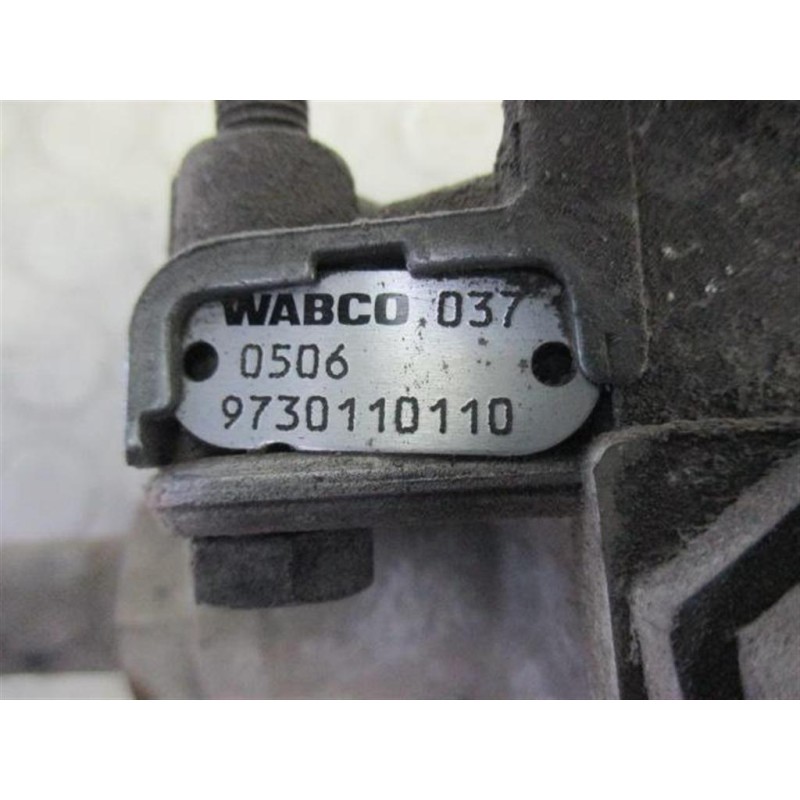 VOLVO truck VARIOUS BRAKE 2 VOLVO truck FM12 used