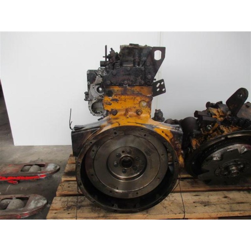 MACCHINE OPERATRICI ENGINE MACCHINE OPERATRICI GENERICO used