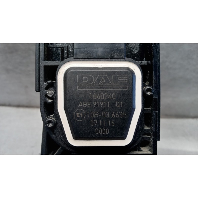 DAF ELETRONIC THROTTLE PEDAL  DAF XF106 used