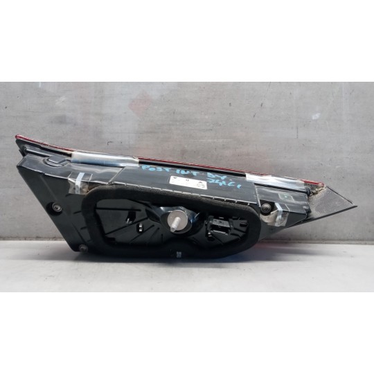 FARO POST INTERNO LED DESTRO BMW Serie 1 (F40) 2019> usato