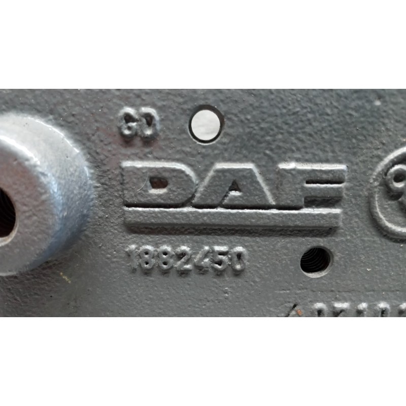 DAF SUPPORTO SOSPENSIONI DAF XF106 usato