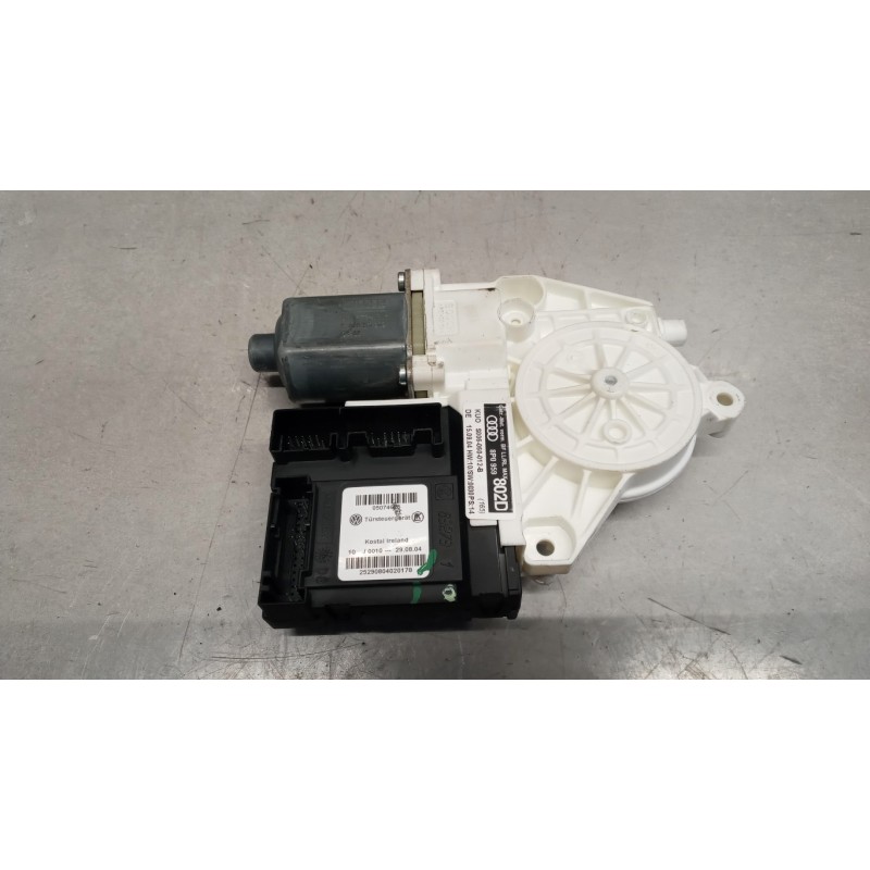 AUDI ALZA VETRI ANTERIORI DESTRO AUDI A3 Sportback 2005>2008 usato