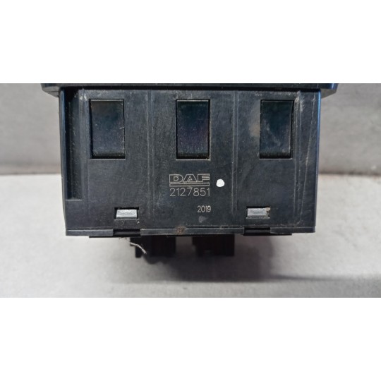 INTERRUTTORI E PULSANTI ABITACOLO DAF XF106 usato