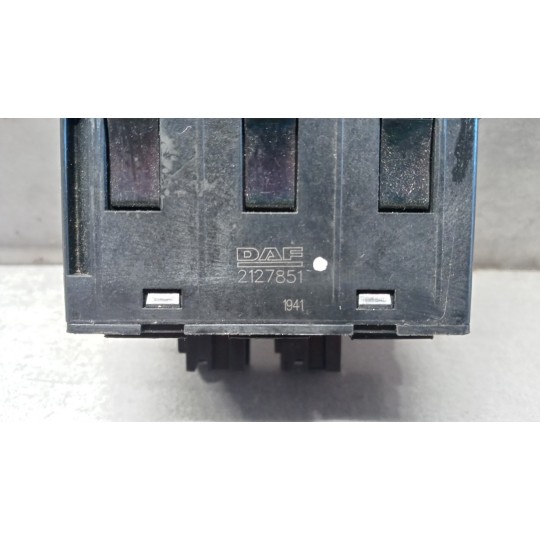 INTERRUTTORI E PULSANTI ABITACOLO DAF XF106 usato