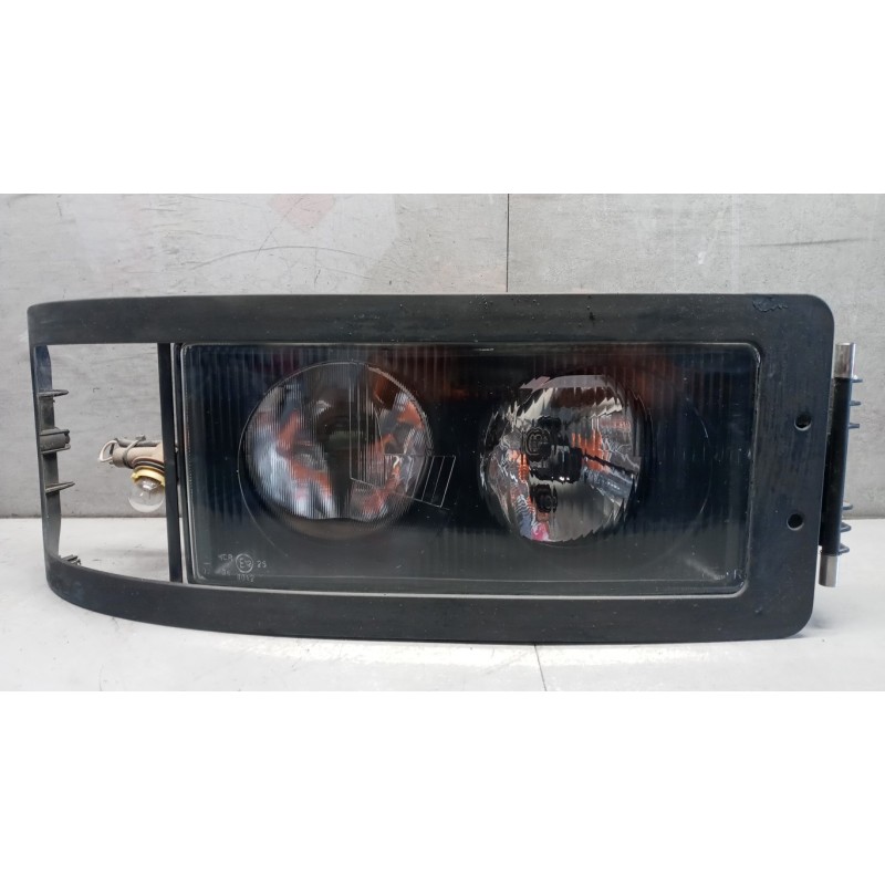 MAN FARO ANTERIORE DESTRO MAN F90 1986>1997 usato