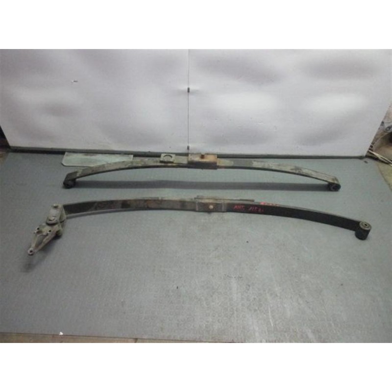 RENAULT truck FRONT SPRINGS RENAULT truck Midlum used