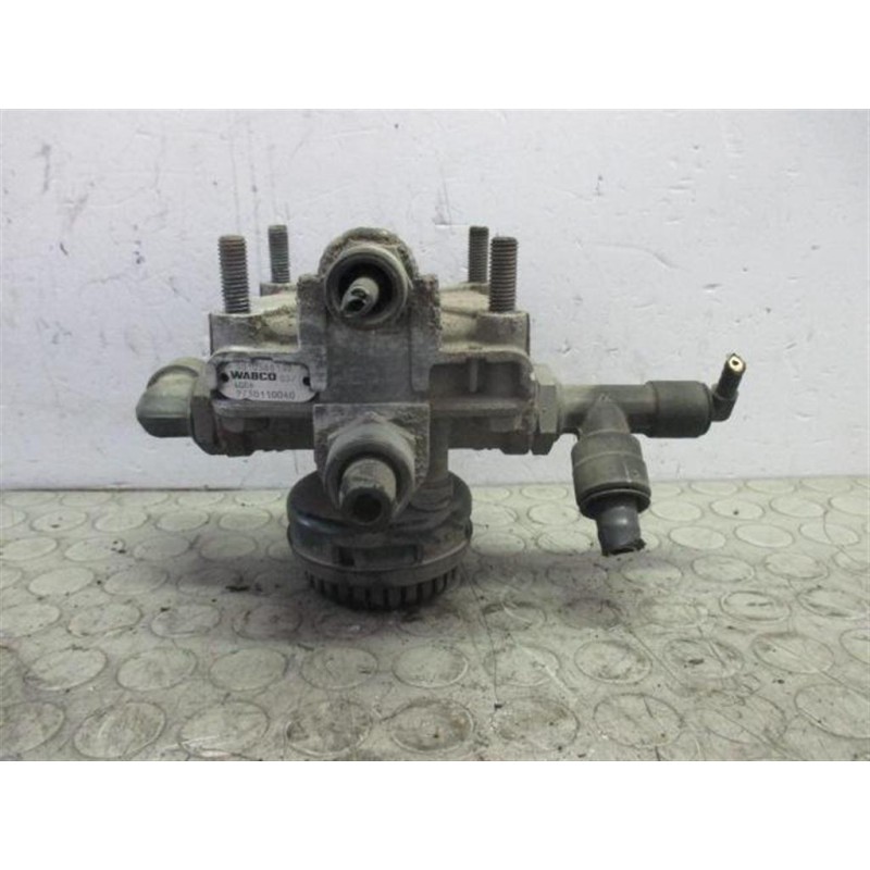 RENAULT truck VARIOUS BRAKE 2 RENAULT truck Midlum used