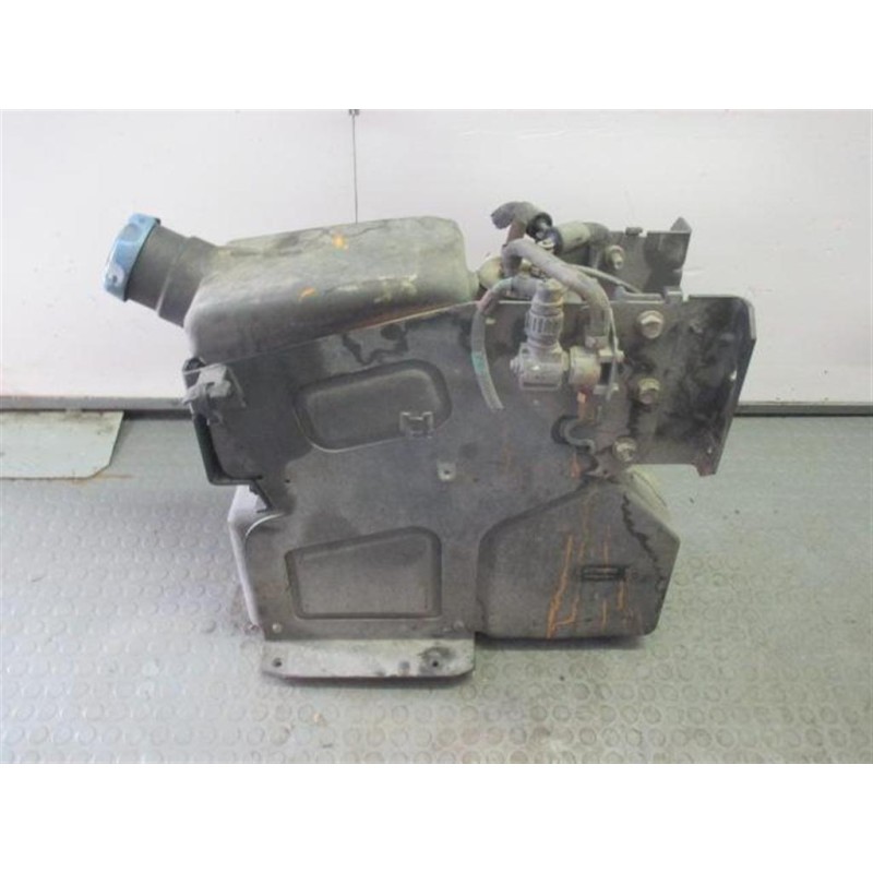 RENAULT truck ADBLUE TANK RENAULT truck Midlum used