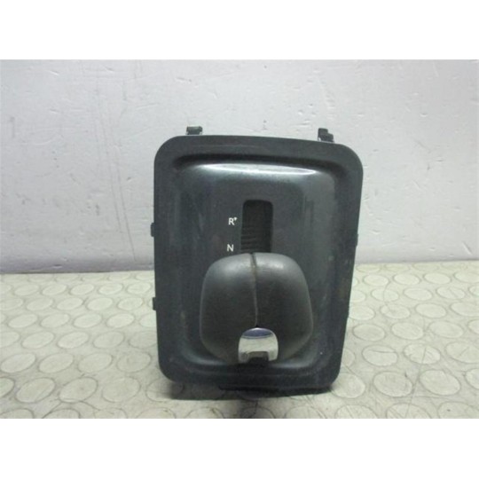 LEVERAGGIO PEUGEOT 3008 2009> usato