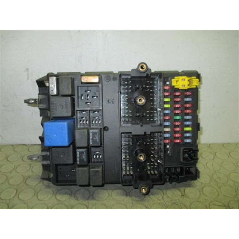 JEEP FUSE BOX JEEP Gran Cherokee 2004>2005 used