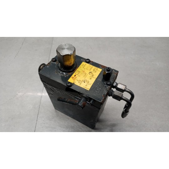 CAB LIFT PUMP  IVECO Stralis 2013> used