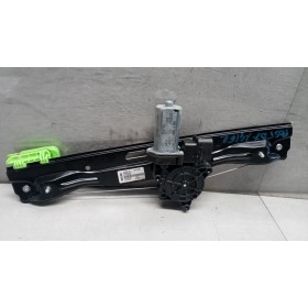 BACK RIGHT POWERED WINDOWS...