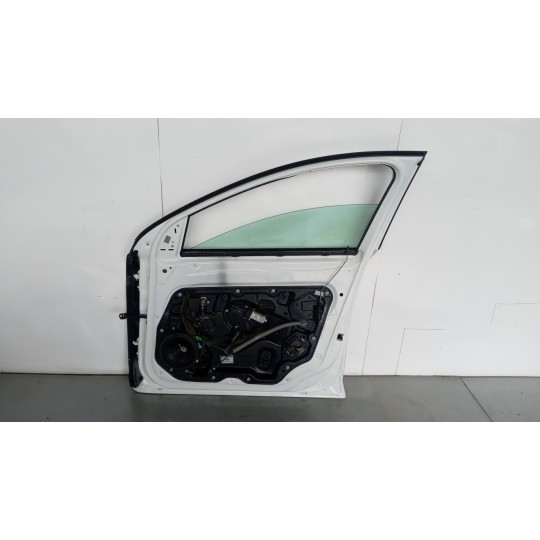PORTA ANTERIORE DESTRA VOLVO XC60 2013>2016 usato