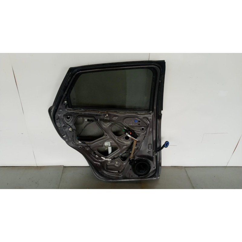 SUZUKI LEFT REAR DOOR  SUZUKI Baleno 2016> used