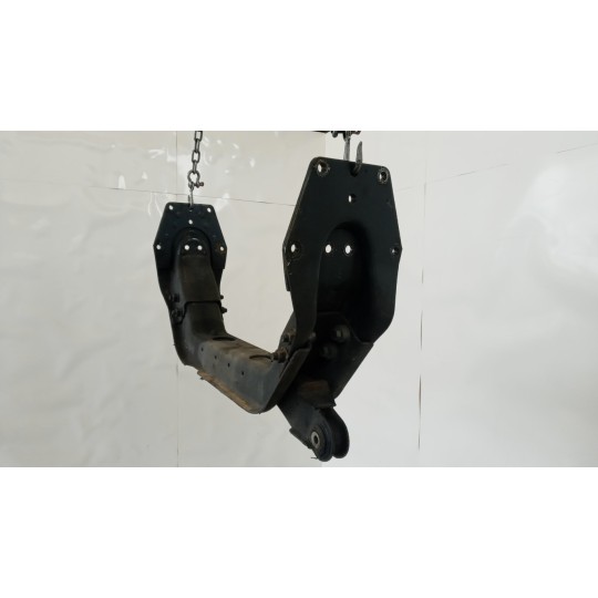 SUPPORTO CAMBIO IVECO Stralis 2013> usato