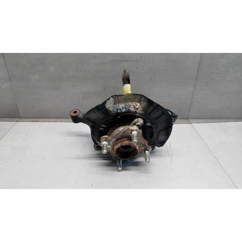 SUZUKI COMPLETE LEFT UPRIGHT SUZUKI Baleno 2016> used