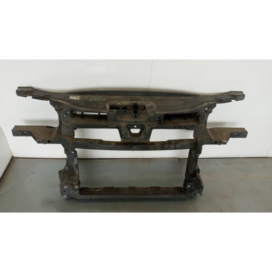 RIVESTIMENTO ANTERIORE COMPLETO VOLKSWAGEN Touran 2003>2007 usato