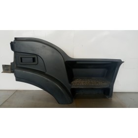 RIGHT FRONT MUDGUARD  IVECO...
