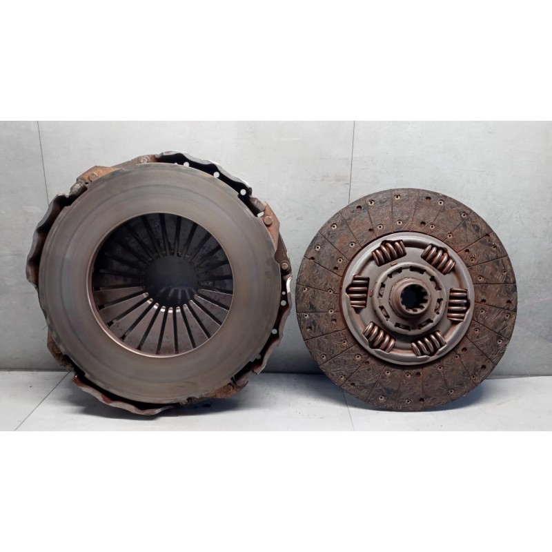 IVECO KIT FRIZIONE IVECO Stralis 2013> usato