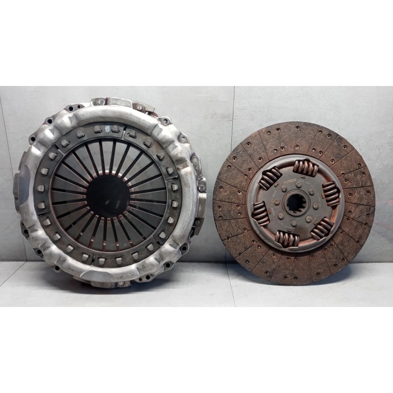 IVECO KIT FRIZIONE IVECO Stralis 2013> usato